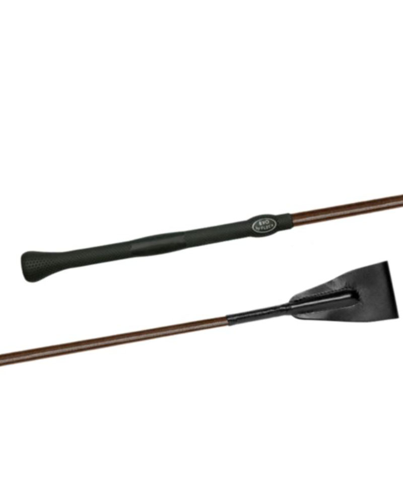 Brown jumping crop (60cm) with rubber handle and EVO-GRIP leather tab by Fleck