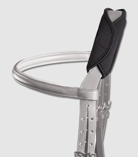 Black sheepskin noseband sleeve by BR