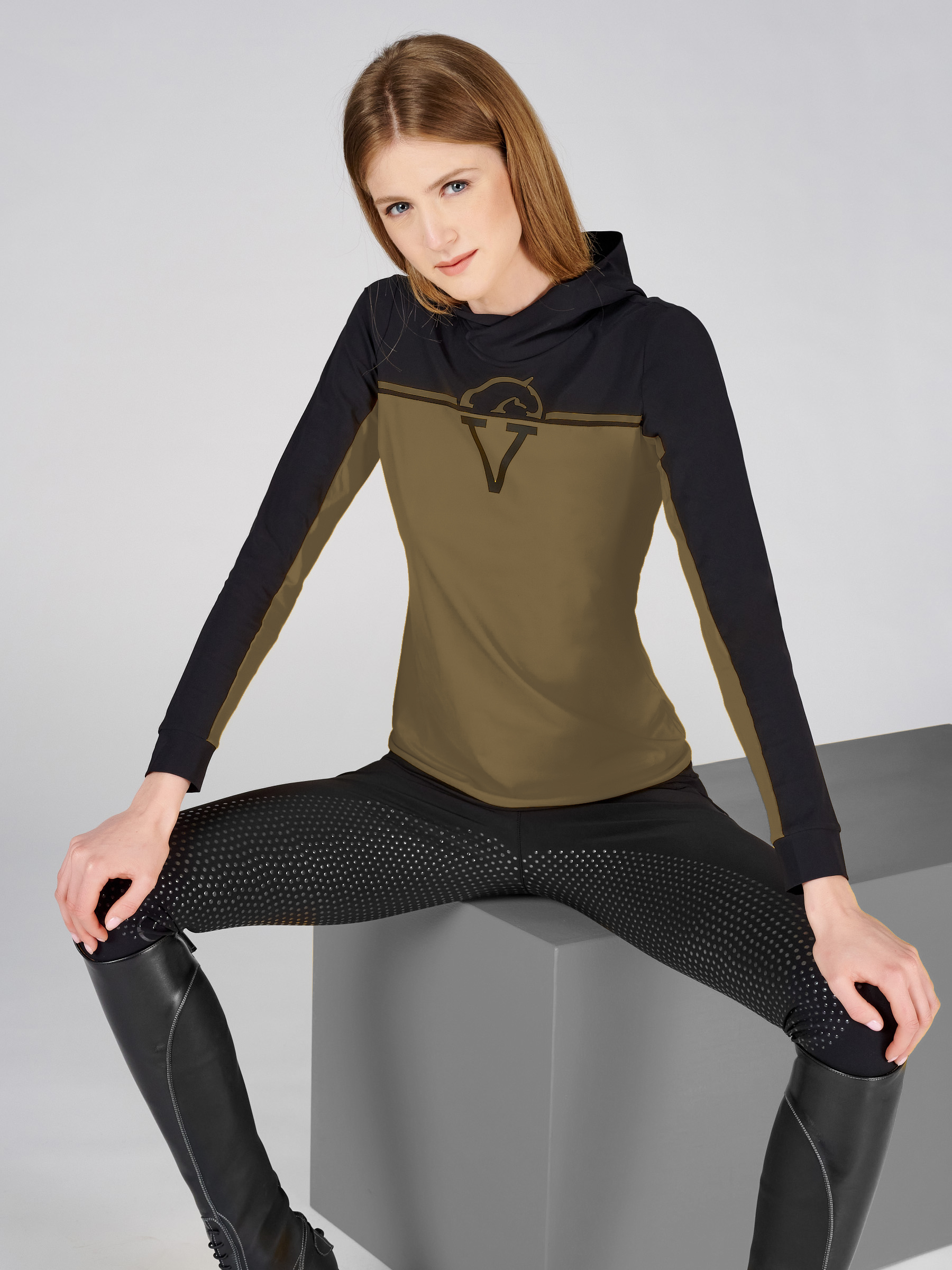 Navy blue and green long-sleeved T-shirt for women, Sildar model by Vestrum