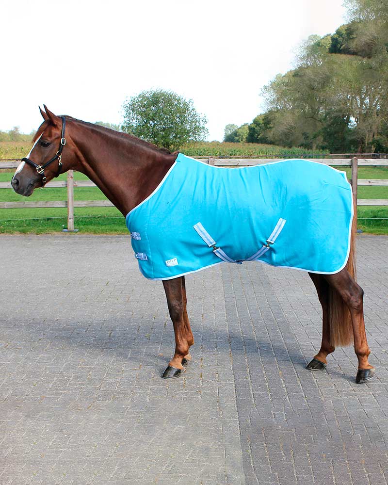 Fleece drying rug with cross surcingles, light blue, for pony – QHP