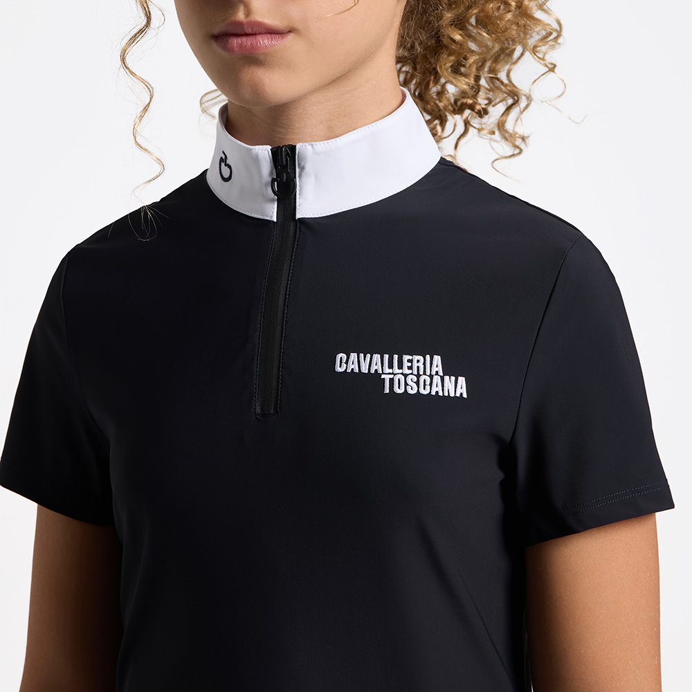 Girls’ short-sleeve navy competition polo with white embroidered logo – Cavalleria Toscana