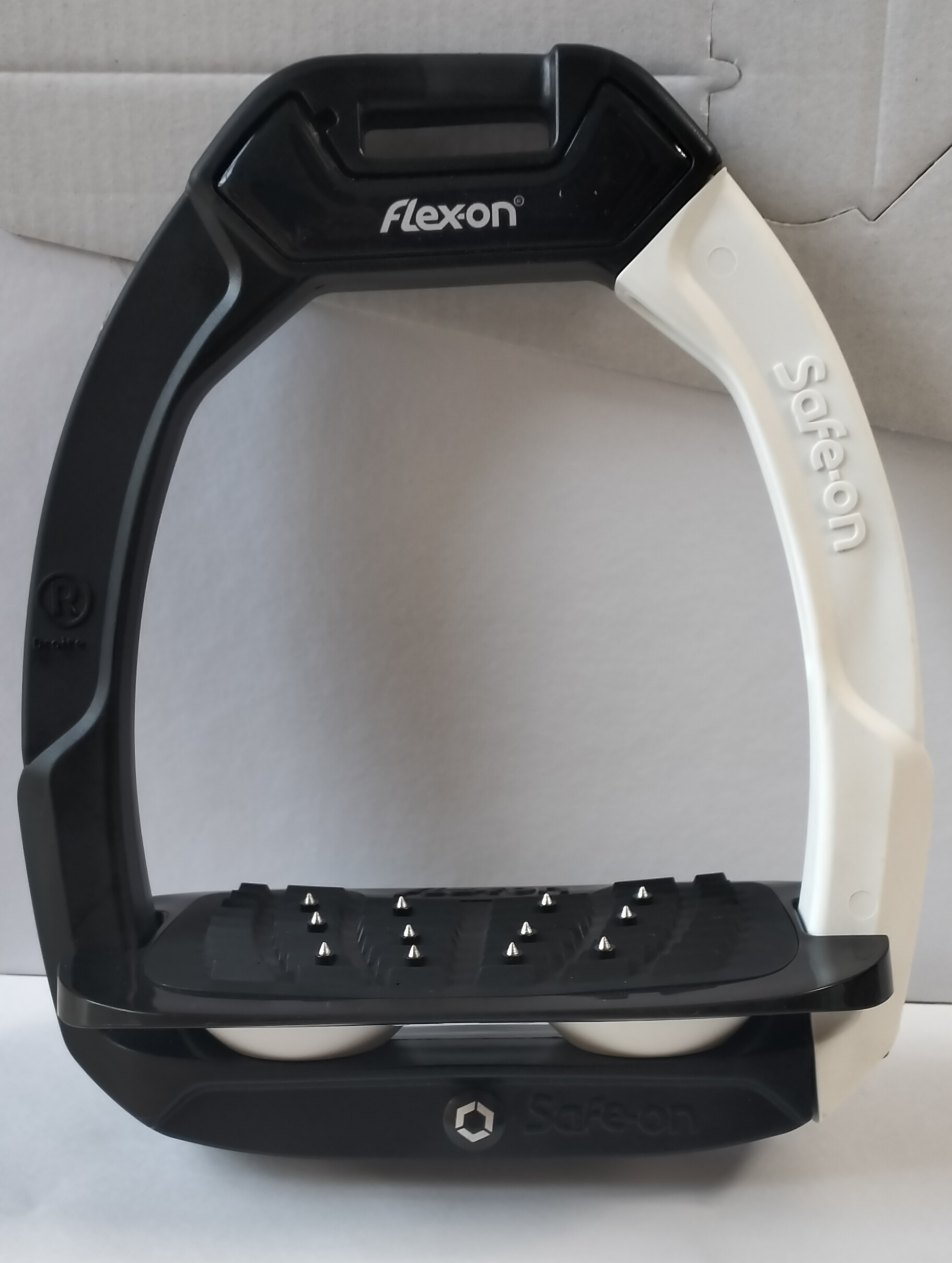 Black Ultragrip Inclined "Safe-on" Footpegs with White Flex-on Cushions