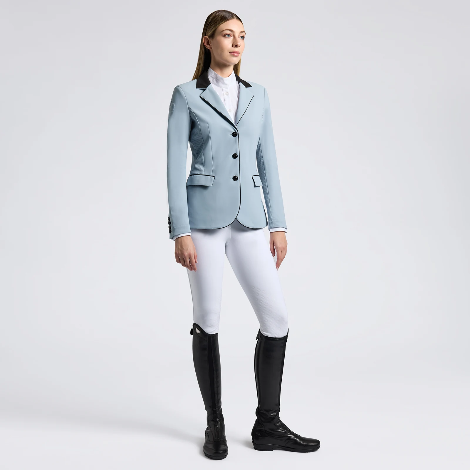 Americana de competición azul claro en tejido tecnico con cuello alcántara negro y ribetes en contraste para mujer - Cavalleria Toscana