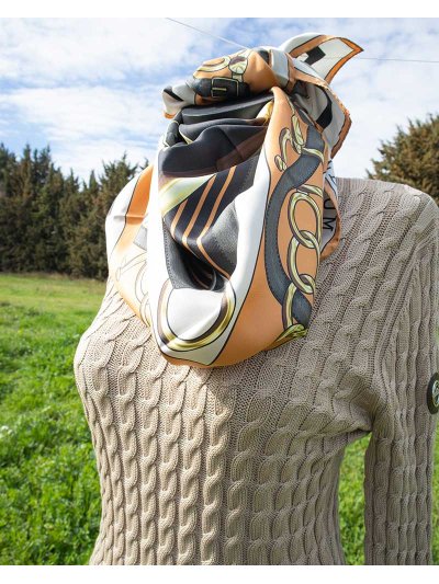 Foulard en soie avec imprimé de bridas e ilustraciones d'équitation modèle Shangai - Vestrum - imagen 3