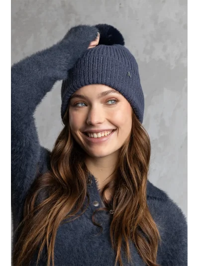 Gorro con pompón en azul marino (Inkwell) - Anky
