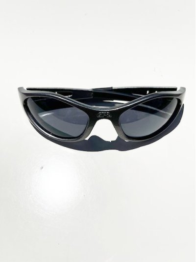Lunettes gris brillant argentées à verre noir - GPA