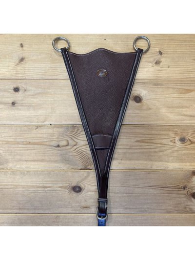 Brown Fork Scissors with Closed Martingale for Horses - Jumpin