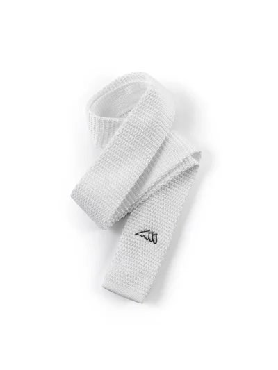 Corbata estrecha de punto blanco con logo negro - Equiline - imagen 3