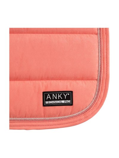 Pink (Sugar Coral) dressage saddle pad with anti-slip at the withers, decorative cord edges and reinforced girth strap area for horse - Anky - imagen 2
